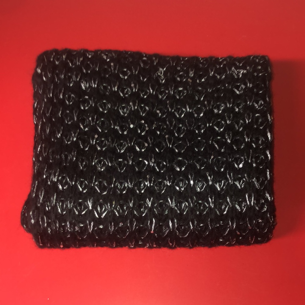 Loop Scarf - Picture 2 of 2